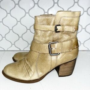 Anthropologie Naya leather buckle boots beige neutral size 7.5